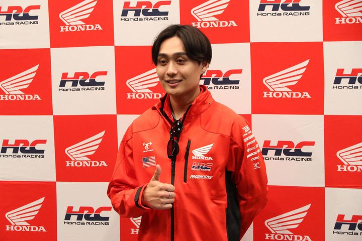 日本人初のSMXワールドチャンピオン下田 丈 凱旋トークショー＆メディアスクラム in ベルサール秋葉原