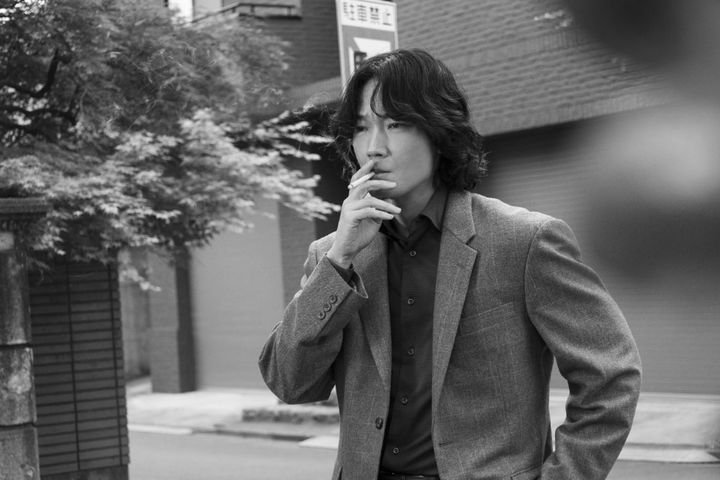 Netflixドラマ『地面師たち』や『でっちあげ』など話題作への出演を続ける綾野剛