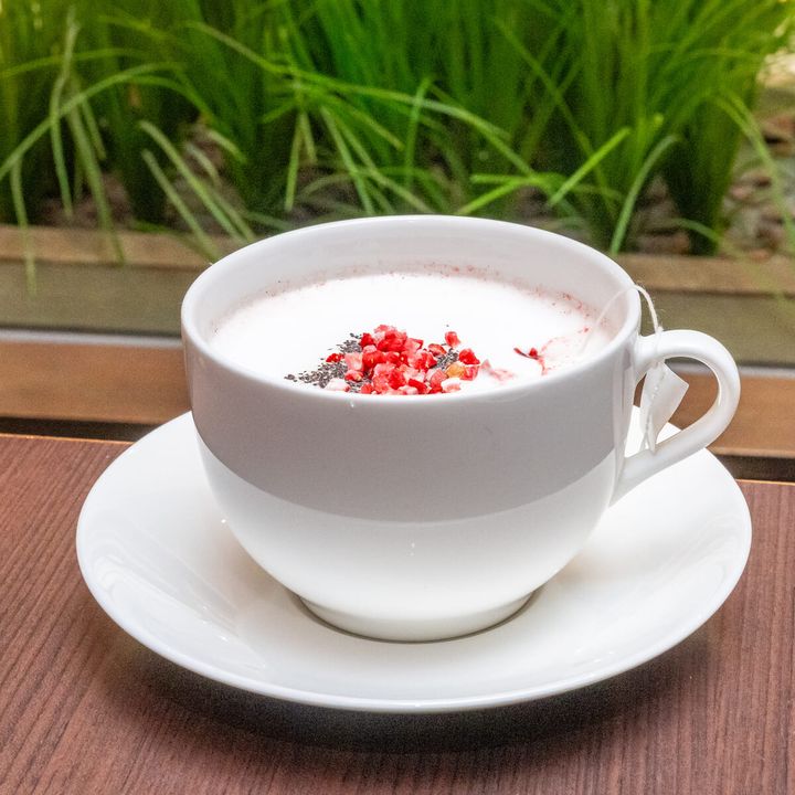 ストロベリーアールグレイティーラテ