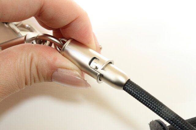 ケーブルスマホショルダーCtoC 取り出し