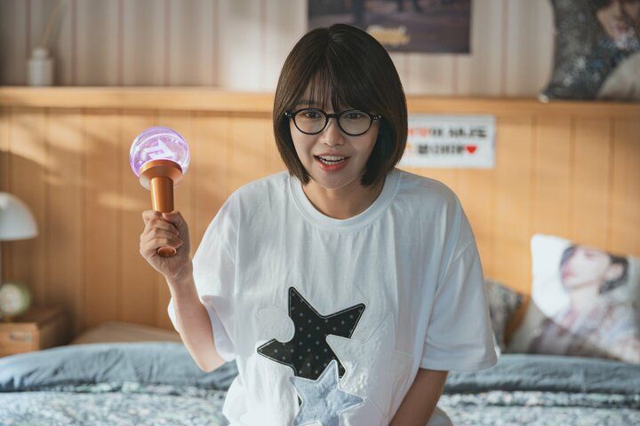 【写真・画像】アイドルオタクの弁護士が、推しへの愛と疑いの狭間で揺れ動く“ミステリーラブロマンス”ドラマ『アイドルアイ』ABEMAにて12月22日より無料配信が決定 2枚目