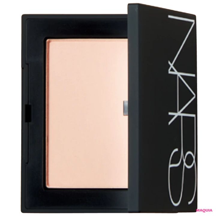 神崎恵さんのおすすめチーク NARS ブラッシュ N 927 の製品画像