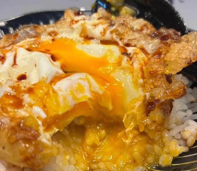 前世はらぁ麺や 卵天丼