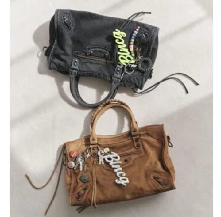 バレンシアガ「ル・シティ」