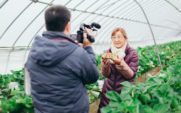 テレビに出演する中島さん