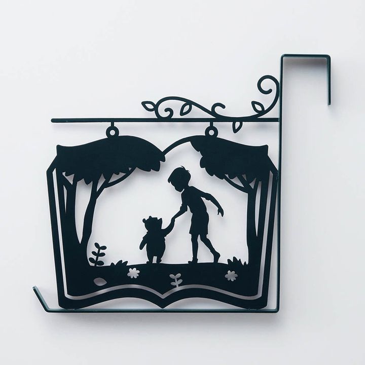 切り絵のようなアイアンドアフック プーさん