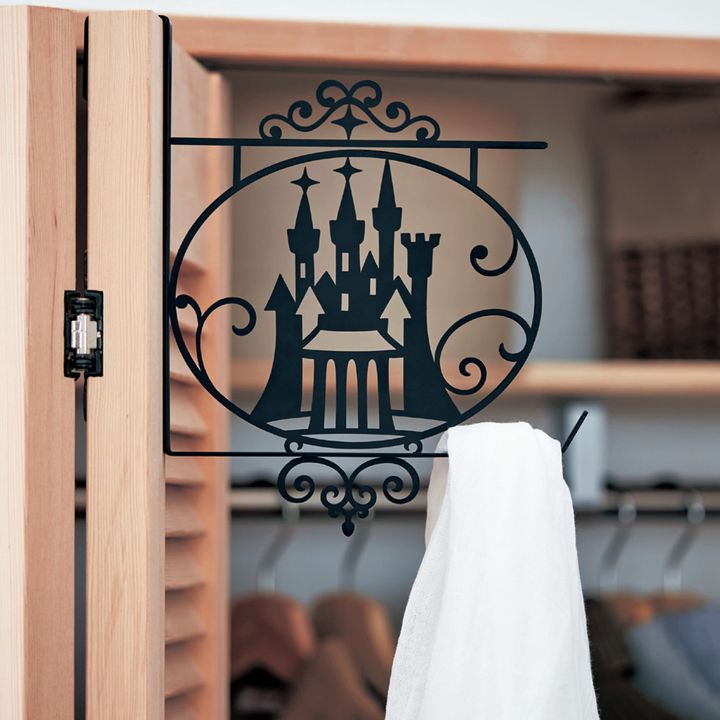 切り絵のようなアイアンドアフック シンデレラ 使用イメージ