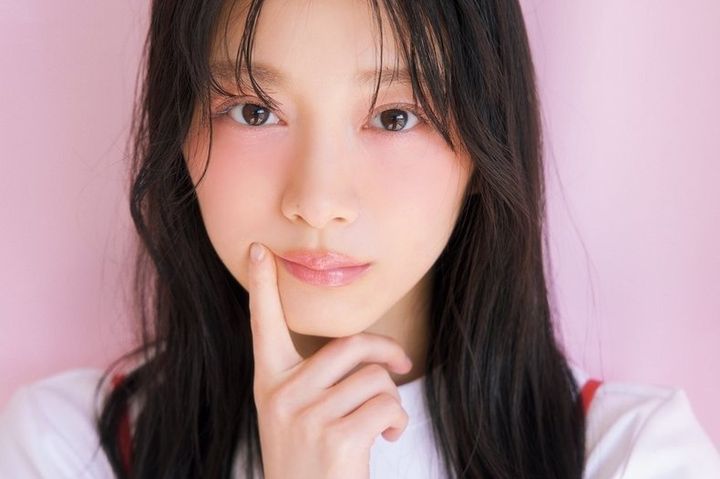 今年のクリスマスメイク、どうする？ 森田ひかる。2025年ar5月号より