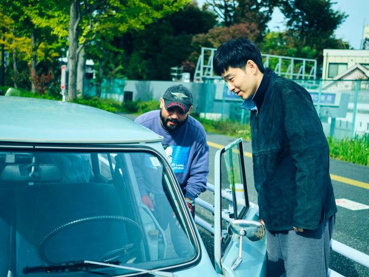 ジャルジャル後藤淳平の「欧州旧車」愛がすごすぎた！服部昌孝も驚く“洗練されたセンス”の正体と、3台維持を貫く独自の美学