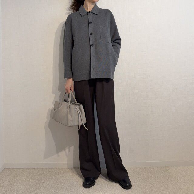 ユニクロミラノリブシャツカーディガンのマニッシュコーデ