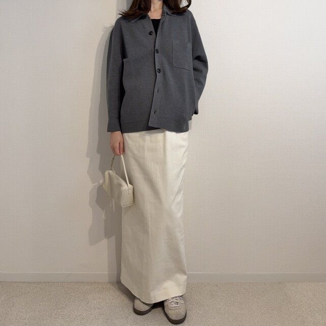 ユニクロミラノリブシャツカーディガンのプルオーバー着用コーデ