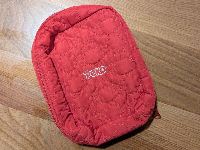 ペコちゃん ふわふわキルティングポーチ 全体