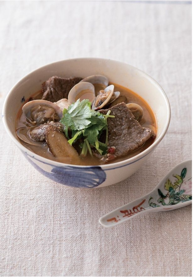 味が濃いめなので、ご飯や焼き餅を加えてもおいしい （C）たかせ さと美、広瀬貴子／KADOKAWA