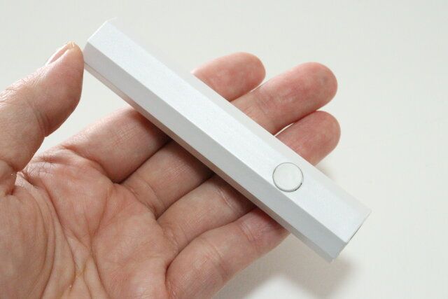 ワッツ ジェルネイル用 UV＆LEDライト サイズ感