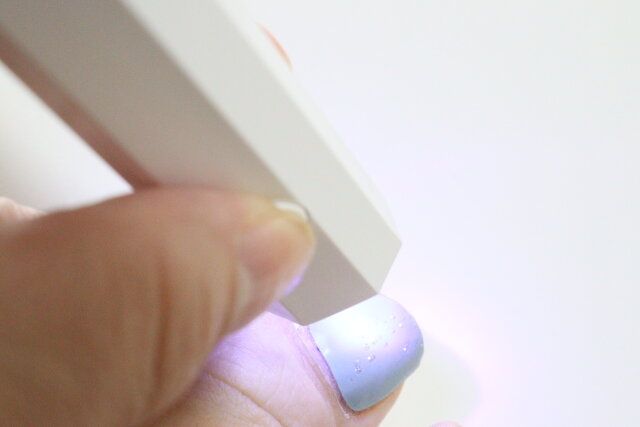 ワッツ ジェルネイル用 UV＆LEDライト ボタン 使用例