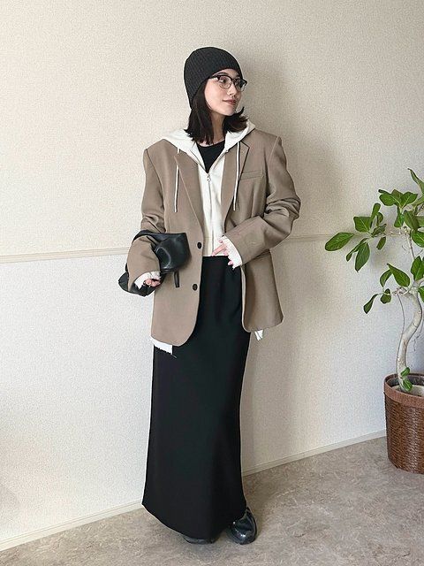 黒ロングスカートコーデ1