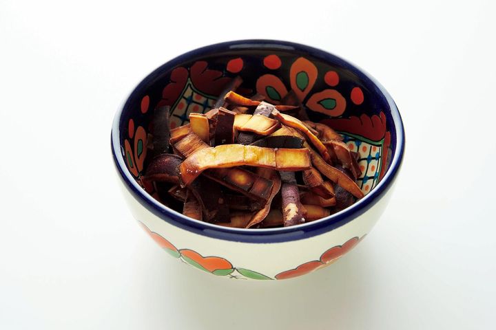 さつまいもの皮チップス