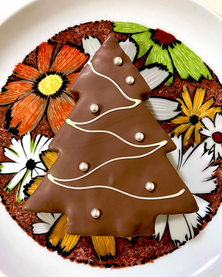 まだ間に合うクリスマスプレゼント2025⭐︎ 即贈りできるおすすめスイーツギフト5選【ささやかですてきなもの 大谷有紀 vol.269】