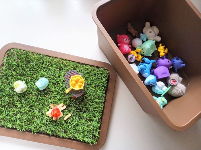 ポストに『人工芝』を敷くだけで…！？意外すぎるけど超便利。知らなきゃ損な【100均】裏ワザ！