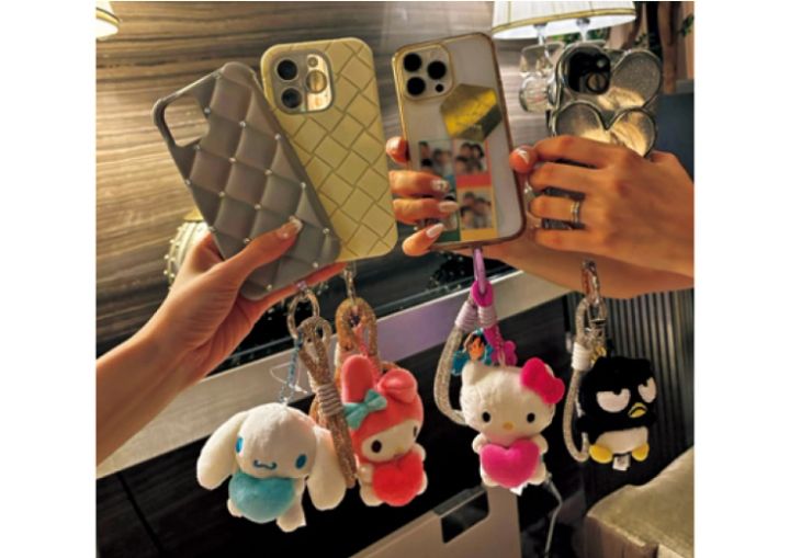 サンリオのキャラクターストラップ4つ