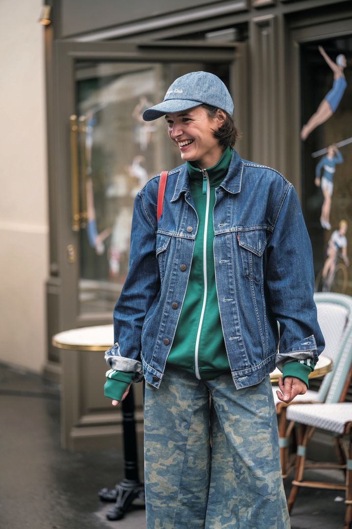 寒い季節に真似したい、モノトーンorワントーンコーデをチェック！【パリジェンヌの一週間コーデ】