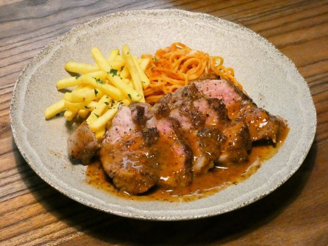 アヒル食堂 きなこ豚肩ロースのグリル