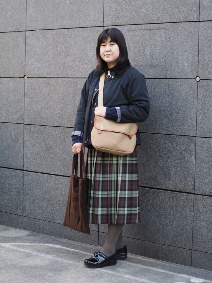 【1週間スナップ】50代は小物使いで見違える！ おしゃれをアップデートする法則は？