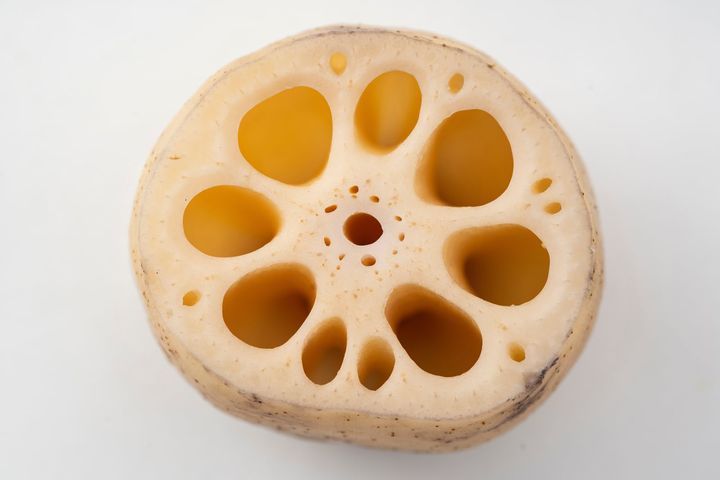 NG①カット面が変色している