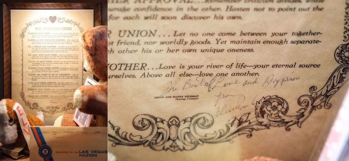 エルビス・プレスリーのサインが入った「結婚証明書」。事務所のガラスケースに大切に飾ってある。