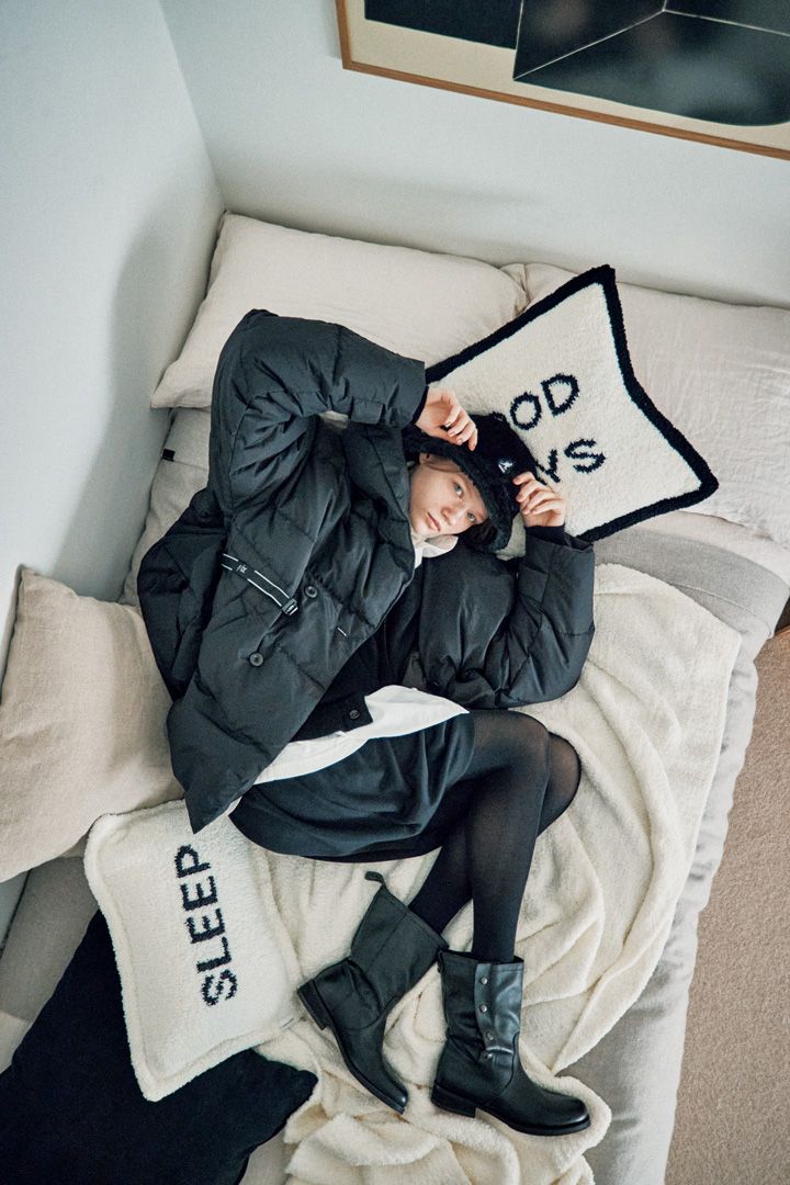 モノトーンコーデは素材や透け感でメリハリを出してみて【本日のFUDGE GIRL-12月21日】