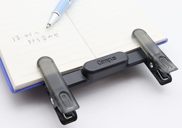 キャンパス ペンのように持ち運べるブッククリップ使用例