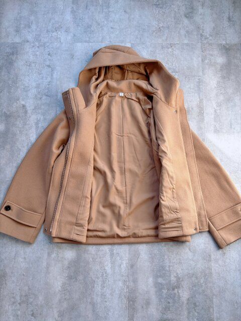 GUコージーメルトンショートフーディコートの裏地