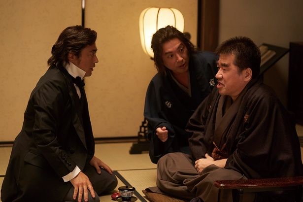 ついに薩長同盟に向けた話し合いの場が設けられるが… [c]2025 映画「新解釈・幕末伝」製作委員会
