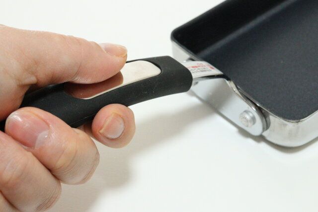 谷口金属 卵一個で作れる 玉子焼きフライパン 持ち手