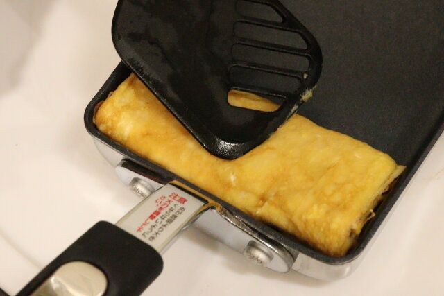 谷口金属 卵一個で作れる 玉子焼きフライパン 巻きやすい
