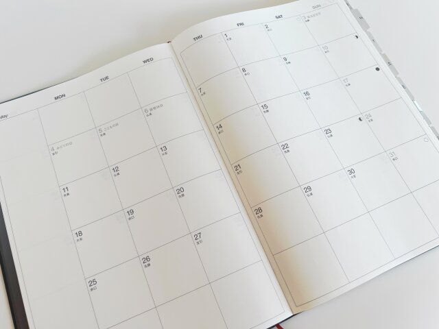 無印良品の手帳マンスリーページ