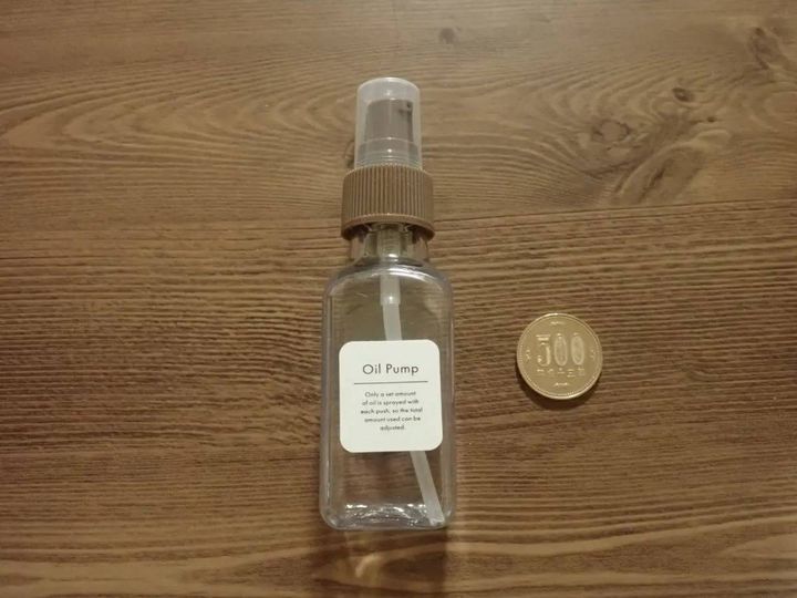DAISO(ダイソー)：オイルポンプ(クリア、80mL)