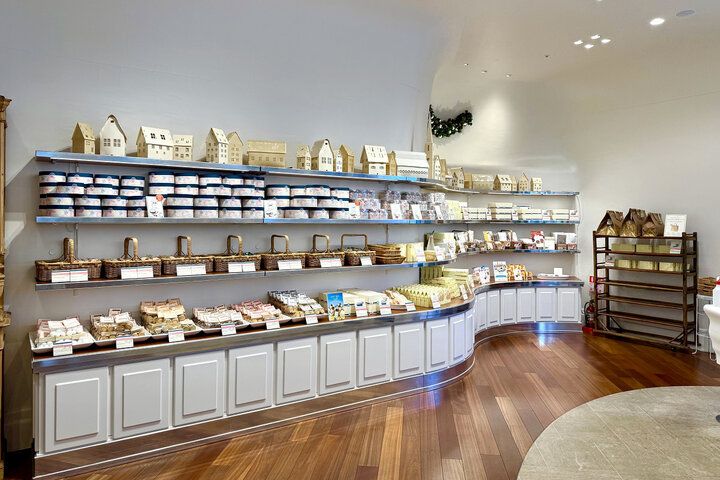 東京ドームシティの「キル フェ ボン」で、クリームたっぷりのフルーツタルトを満喫