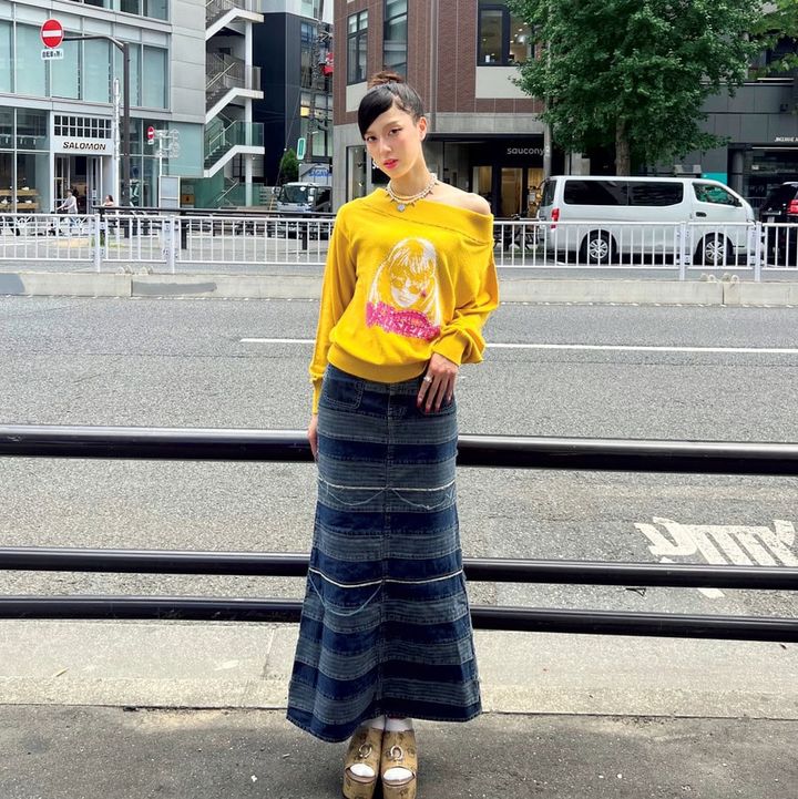 【SNAP】オフショルでフェミニンさアップ！ 日迫衷音さん