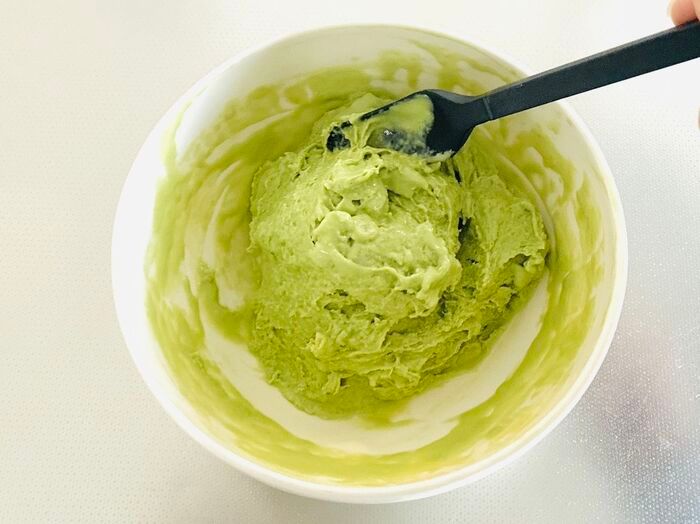 “びよ〜ん”とのびるスーパーカップが誕生！？激ウマ必至の明治公式アレンジに挑戦してみた！