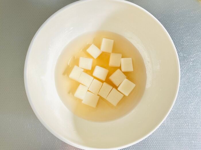 “びよ〜ん”とのびるスーパーカップが誕生！？激ウマ必至の明治公式アレンジに挑戦してみた！