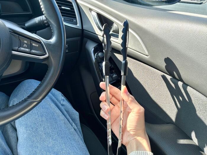 「発券機に手が届かない…」を意外なキッチン用品がレスキュー！もう焦る必要はありません♪