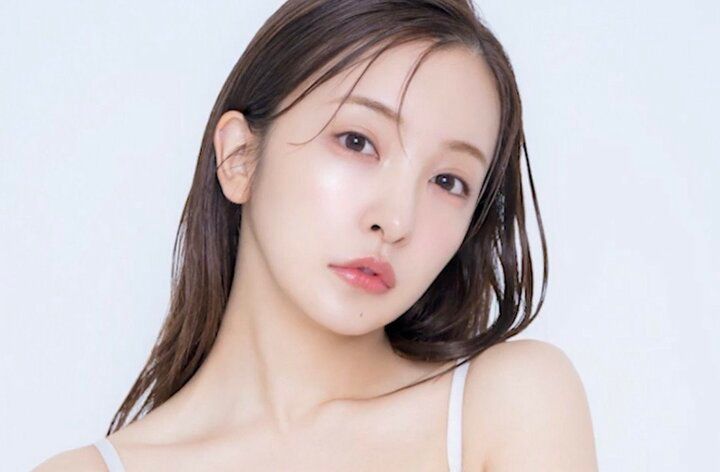 【写真・画像】板野友美（34）の厳しすぎる“自宅ルール”「水滴が一滴でも残ってたらダメ」妹・なるみ（30）が証言 1枚目
