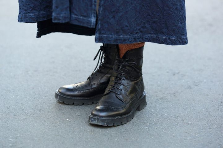 マーガレットハウエルのブーツ