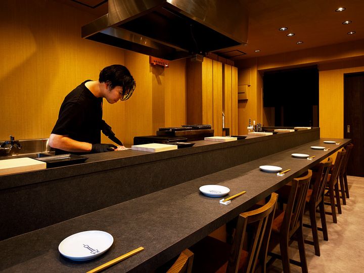 六本木『焼肉 東京24区』の内観