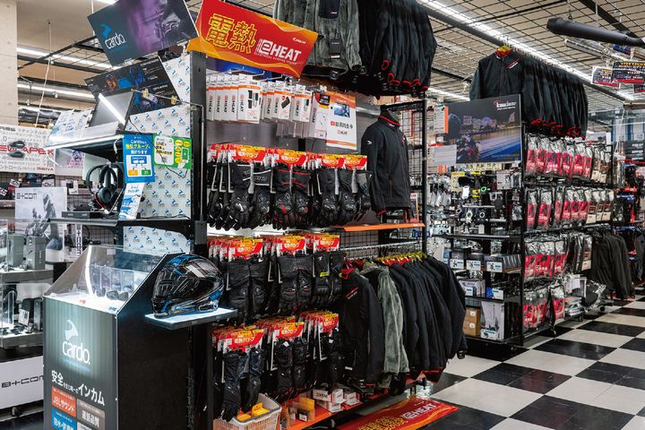 ライコランド東雲店で見つける！冬ツーリングの必須アイテム｜冬アパレル最新事情