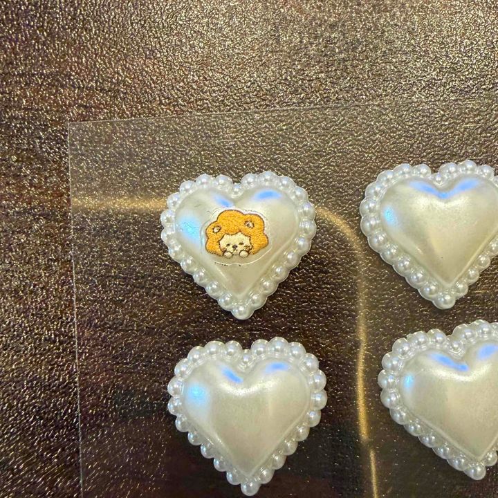 デコレーションシールにネイルシールを貼ったところ