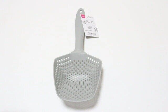 ダイソー 大きいザルスプーン（角型） パッケージ