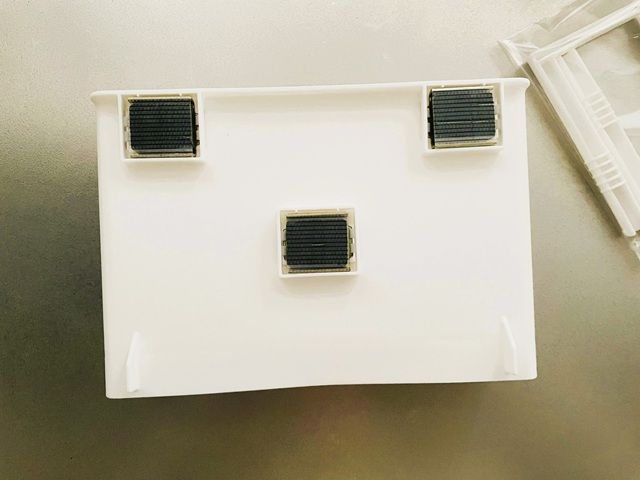 ダイソー ラップ＆キッチンペーパーホルダー マグネット付き