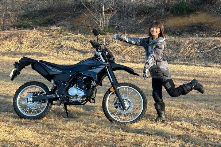 日本でついに発売WR125R プレス試乗インプレッションにゃんばちゃん・難波祐香が感じた「125オフのリアル」